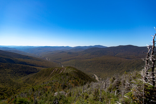 View from the Franconia Ridge Trail on the Mount Lafeyette during fall